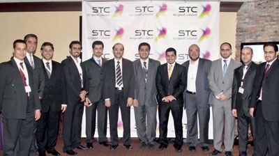 «الاتصالات السعودية» تستعرض ريادتها في خدمات الألياف البصرية بتجمع عالمي في شيكاغو