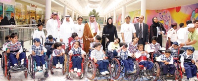 جمعية الأطفال المعوقين تكرم «الأندلس العقارية»