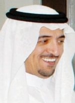 بنك الرياض يقدم أجهزة طبية للمرضى وكبار السن في منطقة حائل