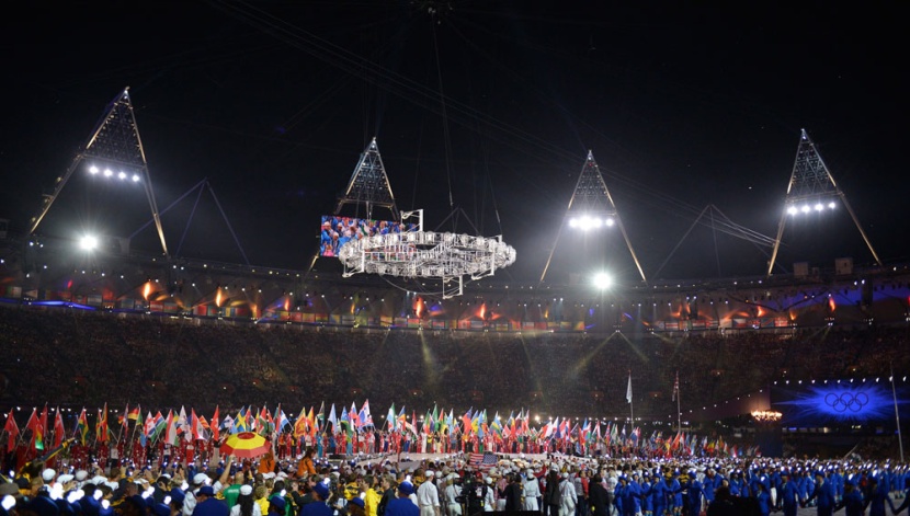 أمريكا تزيح الصين عن صداراة الأولمبياد.. والأسطورة الأولمبية تفرد جناحيها لفيلبس وبولت - فيديو