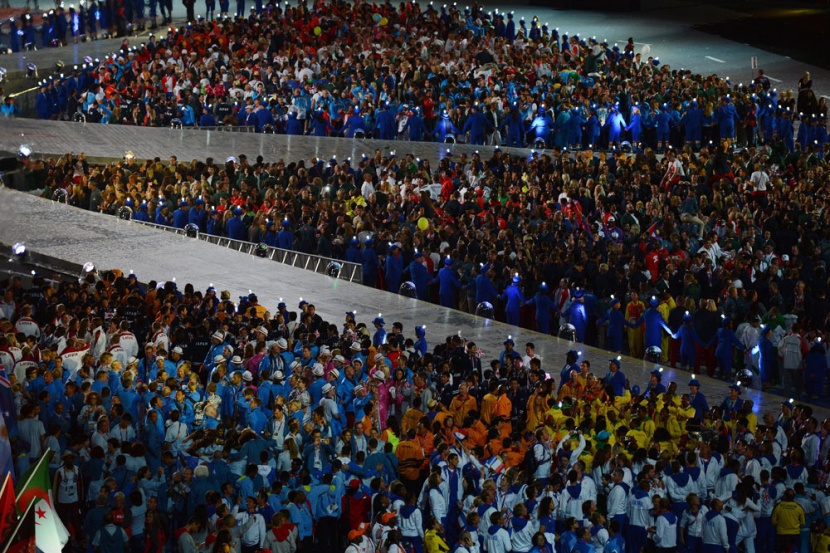 أمريكا تزيح الصين عن صداراة الأولمبياد.. والأسطورة الأولمبية تفرد جناحيها لفيلبس وبولت - فيديو