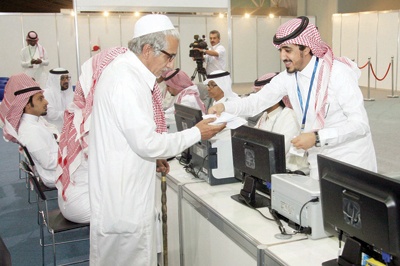 «الصوت الواحد» يهبط بحجم الإقبال على انتخابات غرفة الرياض 50 % - فيديو