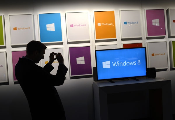 مايكروسوفت تكشف النقاب عن ويندوز 8 والكمبيوتر اللوحي سيرفس - فيديو