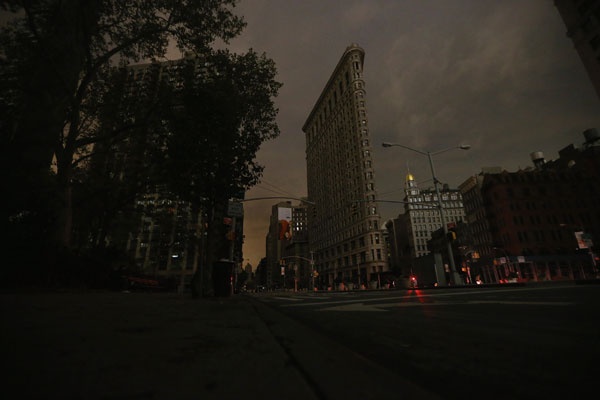 قصة مصورة : الساحل الشرقي الأمريكي يحاول إزالة آثار الإعصار ساندي - فيديو