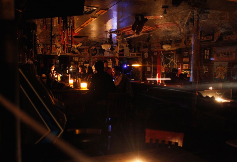 قصة مصورة.. "ساندي" يقتل 37 شخص في نيويورك ويخلف أضرارا بقيمة  50 مليار دولار