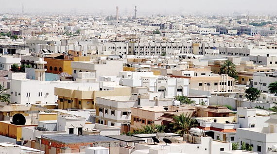 المطالبة بتأهيل المثمنين  علميا وعمليا ووضع نظام للعقوبات عند التجاوزات