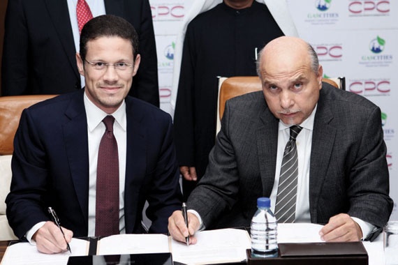 توقيع اتفاقية شراكة بين «مواد الإعمار الدولية  السعودية» و«مدن الغاز الإماراتية»