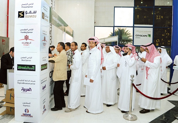 نقص العمالة الماهرة أهم تحديات توظيف التقنيات في البناء