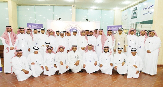 «ذيب» لتأجير السيارات توزع 24 سيارة لموظفيها المتميزين