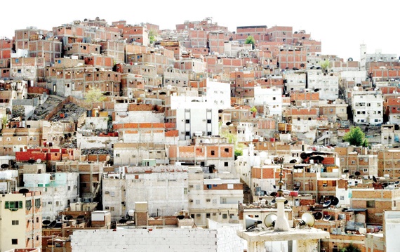 مكة: تكتلات عقارية لشراء مساحات واسعة عشوائية وبيعها على المواطنين