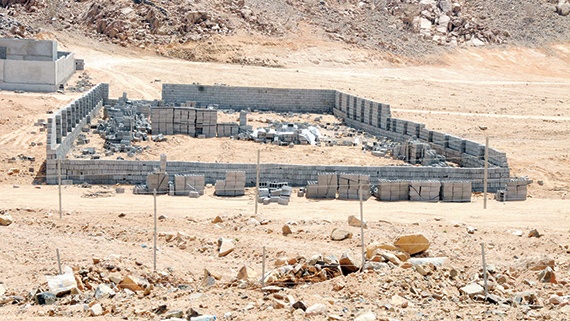 «إمارة مكة» تتوعد بإزالة تعديات تجاوزت مساحتها 3 ملايين متر مربع