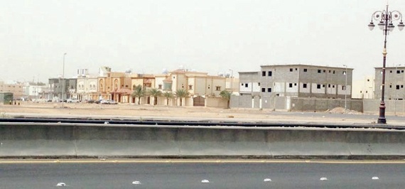 تبوك: ركود في السوق العقارية وضعف في حركتي البيع والشراء