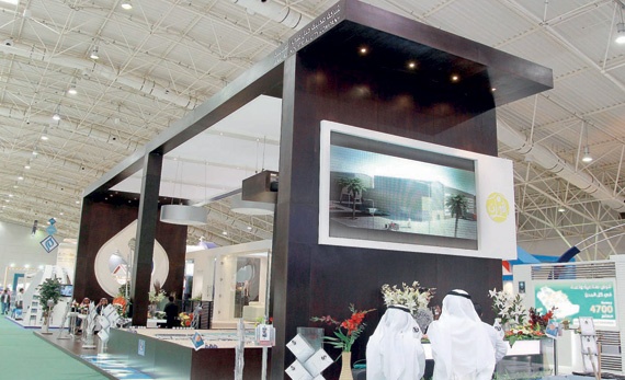 مكاتب ومعارض وفنادق ومراكز للتدريب في مدينة جبل علي