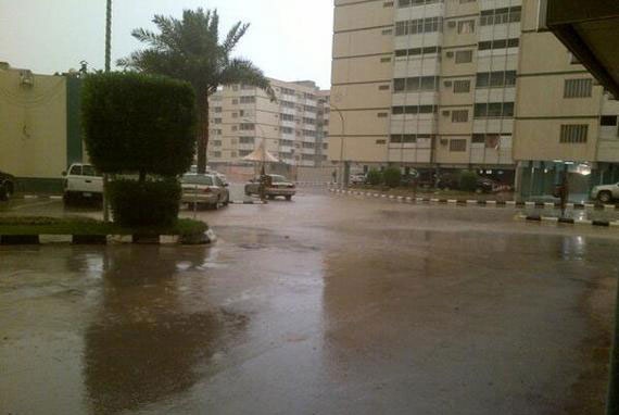 هطول أمطار غزيرة على الرياض