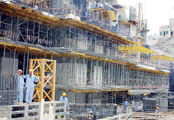 «البلديات» و«مجلس الغرف» يبحثان آليات وخطوات تصنيف المقاولين