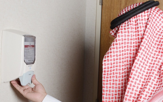 «الصحة» نجحت على مستوى الأخبار وفشلت توعويا بـ «كورونا»