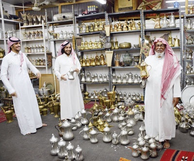 الدلال العربية مطلب أهالي حائل قبل العيد