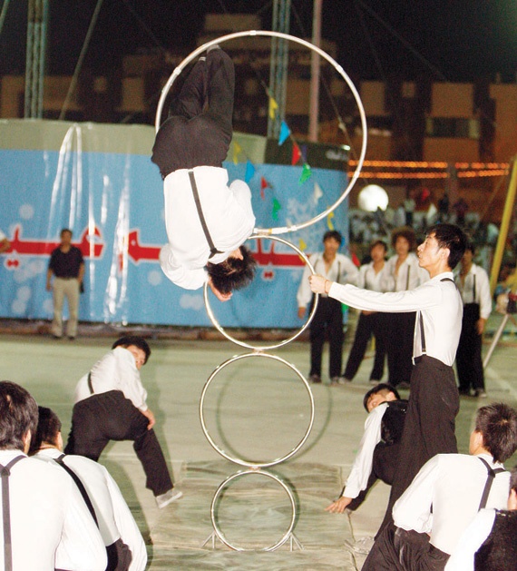 «عيد الرياض» .. العائلات تتوزّع بين 35 موقعاً احتفالياً