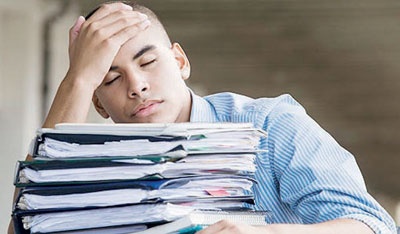 الدراسات العليا تؤدي إلى أمراض عقلية