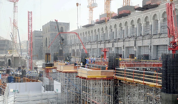 تعذر استثناء كبار السن العرب من حج هذا العام