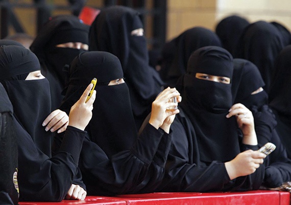 52 مليون اشتراك في الاتصالات المتنقلة.. 84 % منها مسبقة الدفع