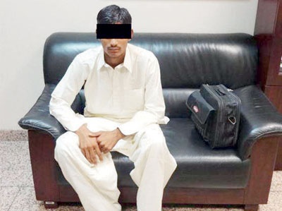 «لغة الجسد» توقع بمهرب هيروين في مطار دبي