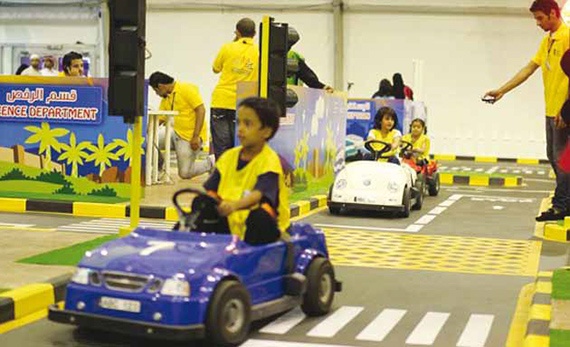 منح 2000 طفل رخصة  افتراضية لقيادة السيارة