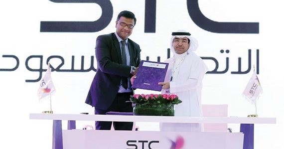 عملاء تميز STC يحصلون على بطاقات
 priority Pass مجانا