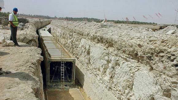 بدء إجراءات نزع ملكية عقارات لصالح مشاريع توسعة وتنظيم الطرق