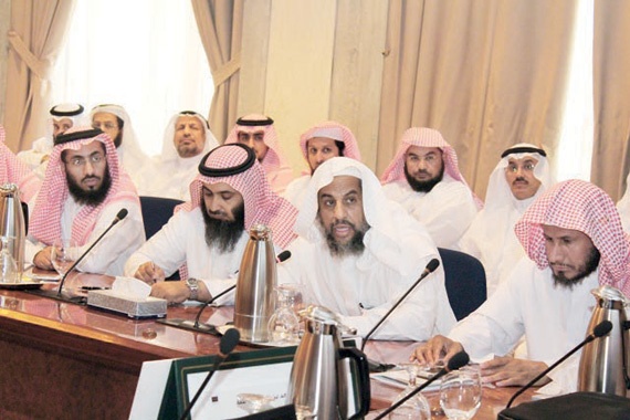 مطالب باستقلال «الأوقاف» عن «الشؤون الإسلامية» وارتباطها بالملك