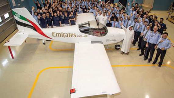 "طيران الإمارات" تنجح في بناء أول طائرة خاصة بأيدٍ اماراتية