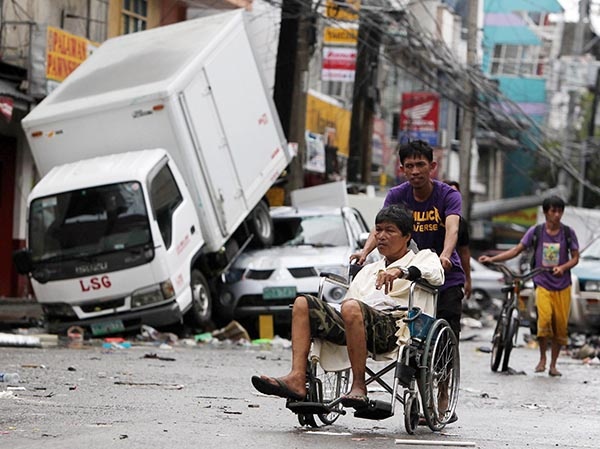 مقتل ثمانية أشخاص خلال تدافع للحصول على الأرز في الفلبين