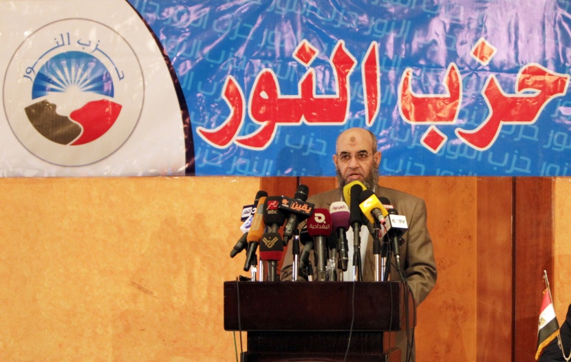 حزب النور يحث الشعب المصري على التصويت بالموافقة على الدستور