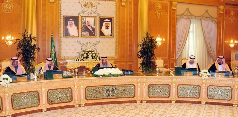 مجلس الوزراء يقرر تنظيم المحتوى الإعلامي والإخلاقي في الوسائط التقليدية والإلكترونية