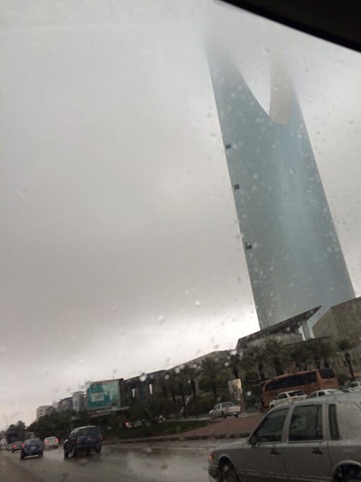 قصة مصورة : صور الأمطار على تويتر