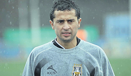 النصر يتعاقد مع الجزائري دلهوم.. والهلال يجدد عقد الزوري