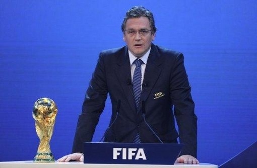 الفيفا يؤكد بأنه لم يتخذ قرار بشأن موعد مونديال قطر