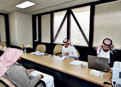 غرفة الرياض: 830 وظيفة شاغرة
 في 14 شركة ومؤسسة