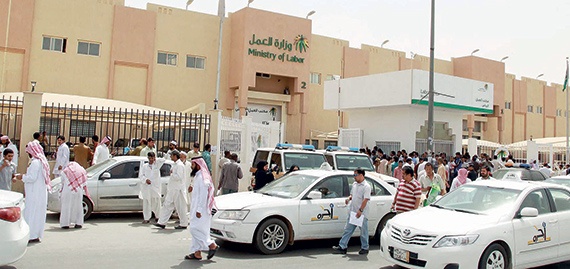 «العمل»: لا علاقة لنا بارتفاع أسعار الخدمات الطبية .. «الصحة» هي المسؤولة