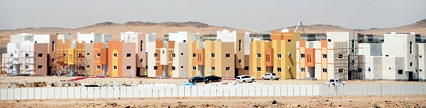 مختصون : ضعف «المُطورين العقاريين».. عقبة تواجه تنفيذ مشاريع «الإسكان»