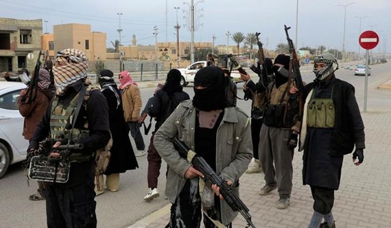فتنة "داعش" تحصد أرواح 1700 من ثوار سوريا.. والقاعدة تتبرأ منها
