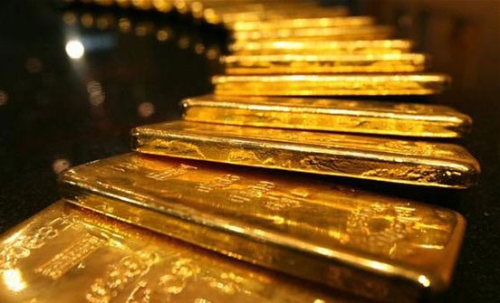 الذهب يتراجع عن أعلى مستوياته في 3 أشهر بعد تصريح للاحتياطي الفيدرالي