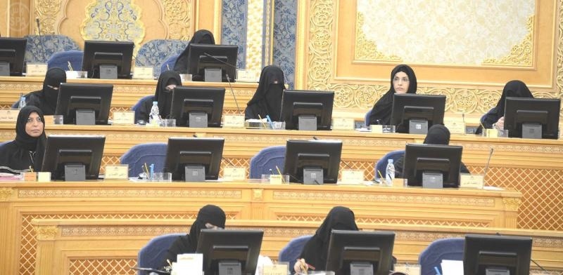 الشورى ينتقد بطء  وزارة الإسكان وتدني إنجازها