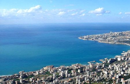 وزير الخارجية اللبناني: نأمل بتأمين الأجواء لعودة السيّاح الخليجيين
