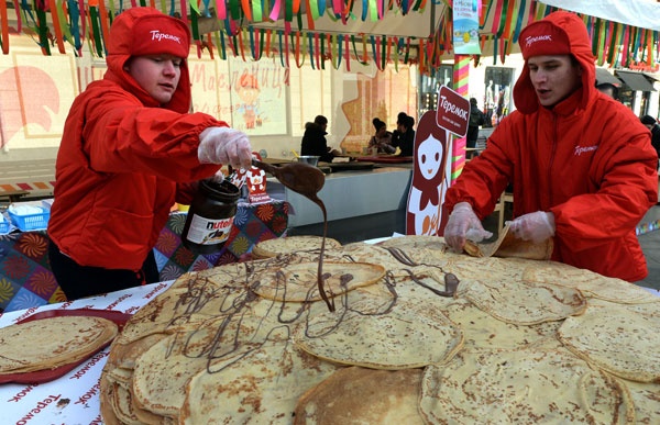 صدامات في القرم بين الأوكرانيين الموالين لروسيا وأنصار السلطة الجديدة