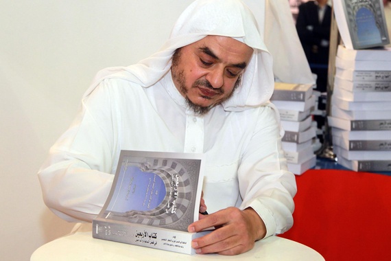 قصة مصورة : مليون زائر لمعرض الرياض للكتاب 2014 خلال 6 أيام