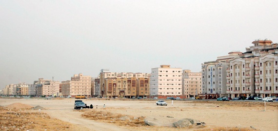 «عقود الشركات» تدفع ملاك المساكن إلى رفع الإيجارات بشكل عشوائي