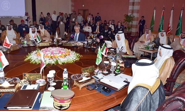ولي العهد : أمن دولنا وشعوبنا في خطر ويجب علينا مضاعفة الجهود
