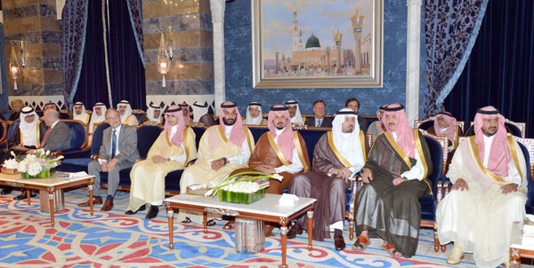 ولي العهد وملك أسبانيا يعقدان اجتماعاً ثنائياً