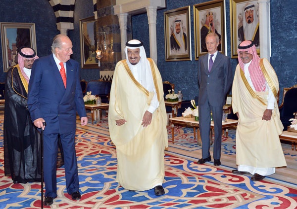 ولي العهد وملك أسبانيا يعقدان اجتماعاً ثنائياً
